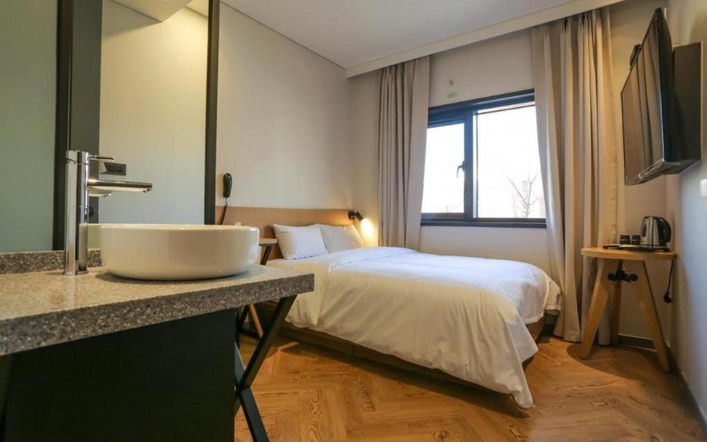 Songpa Boutique Hotel Xym Сеул Екстериор снимка