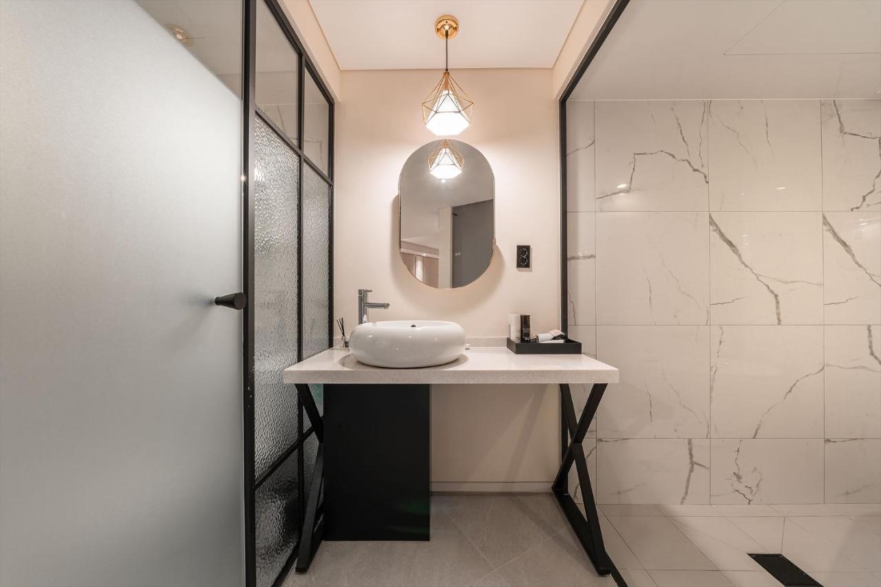 Songpa Boutique Hotel Xym Сеул Екстериор снимка