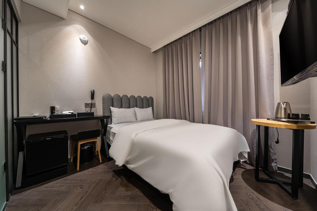 Songpa Boutique Hotel Xym Сеул Екстериор снимка
